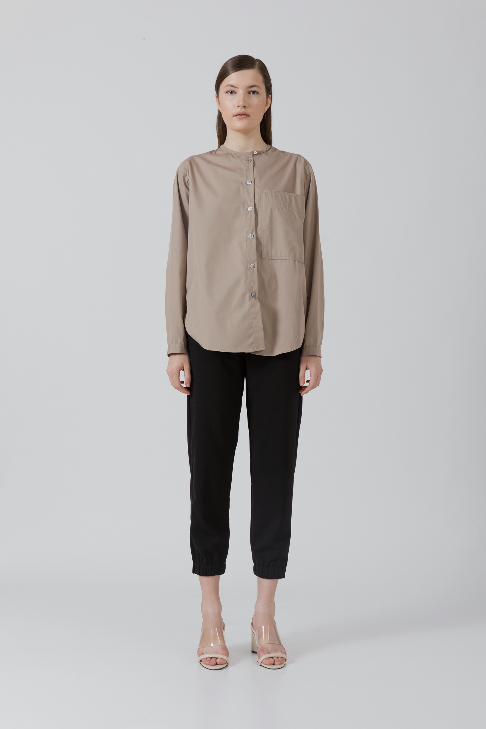 Picture of Yazie Shirt Taupe 