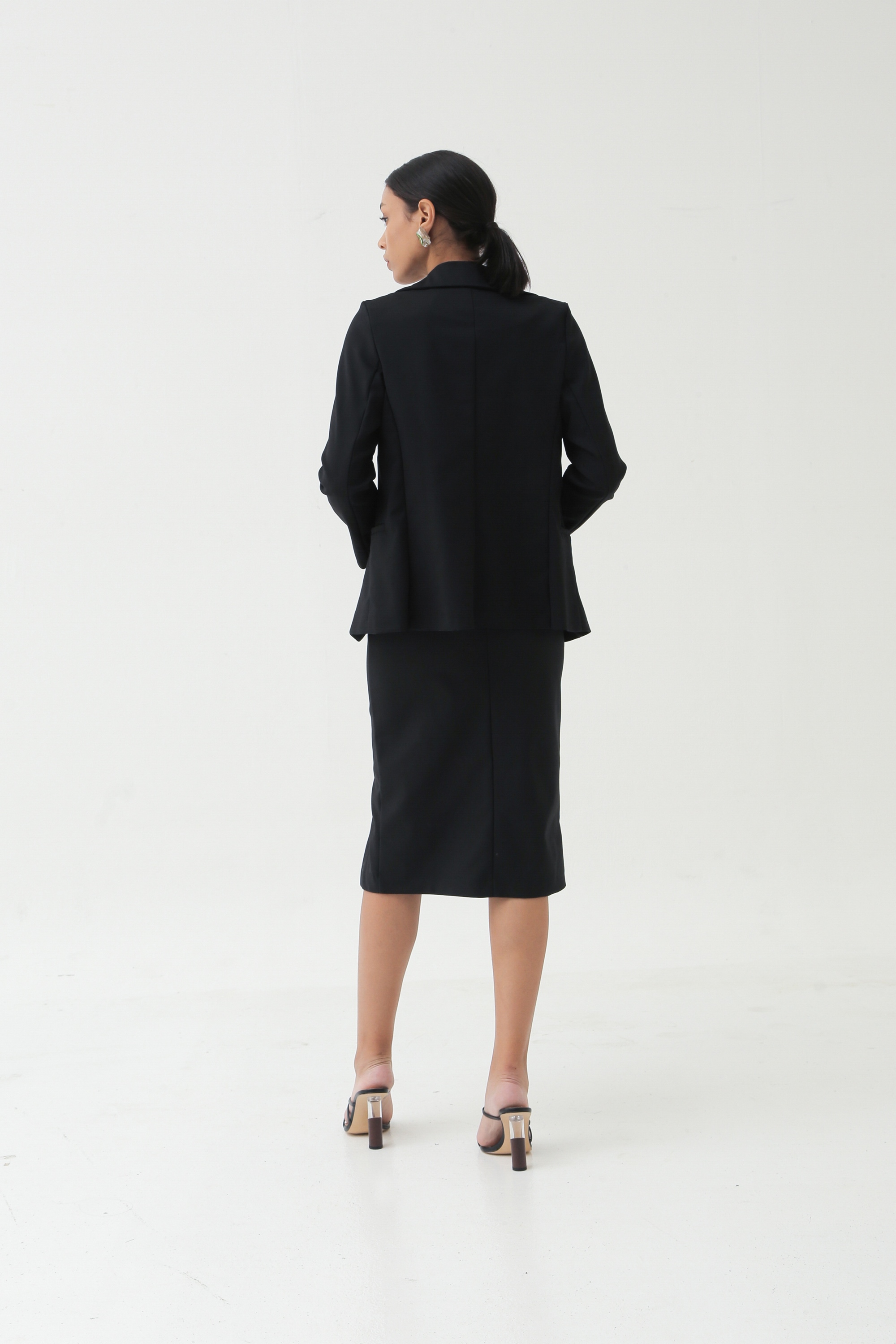Picture of SHEHER BLAZER BLACK