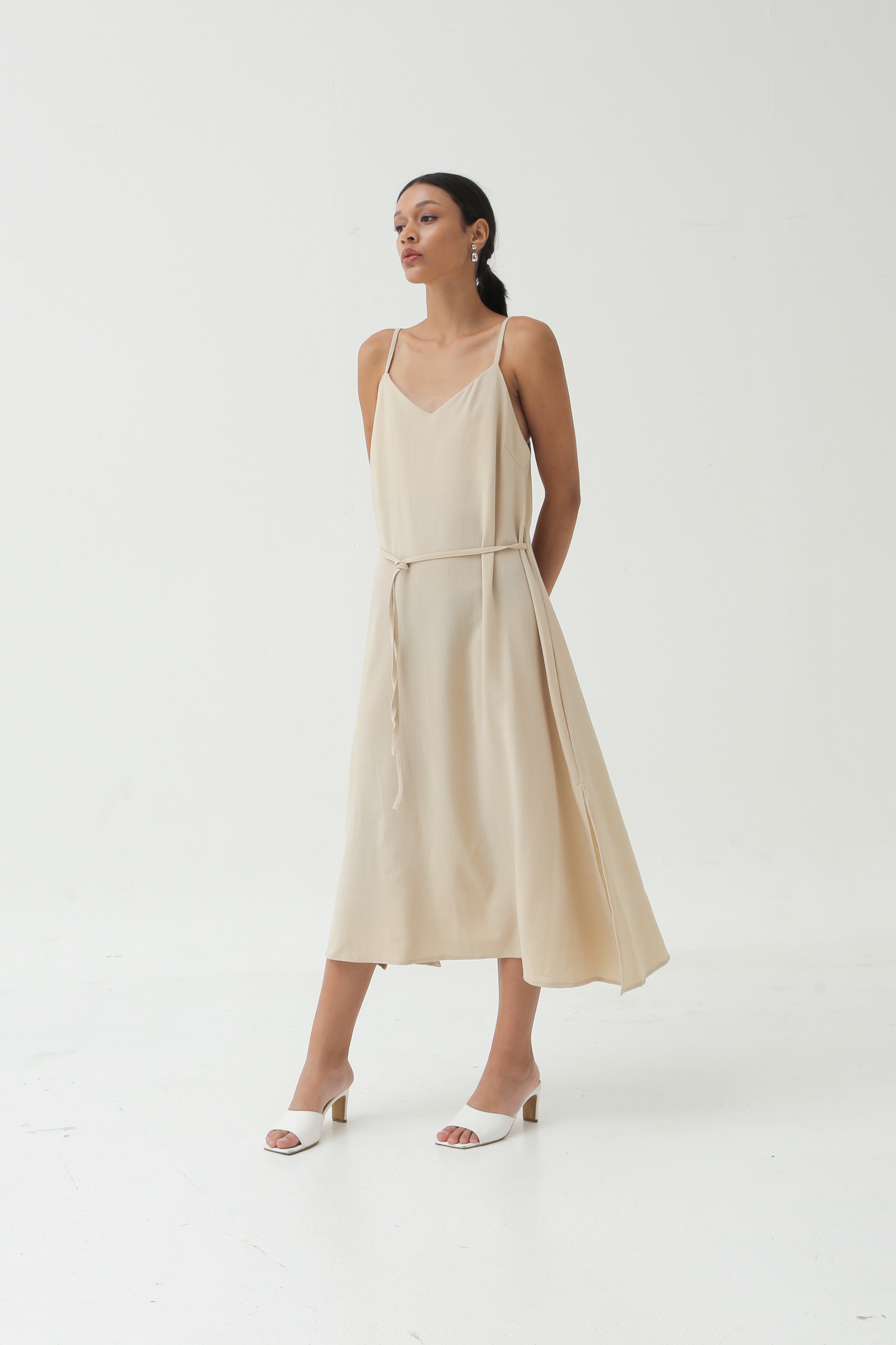 Picture of FLYN DRESS CREAM