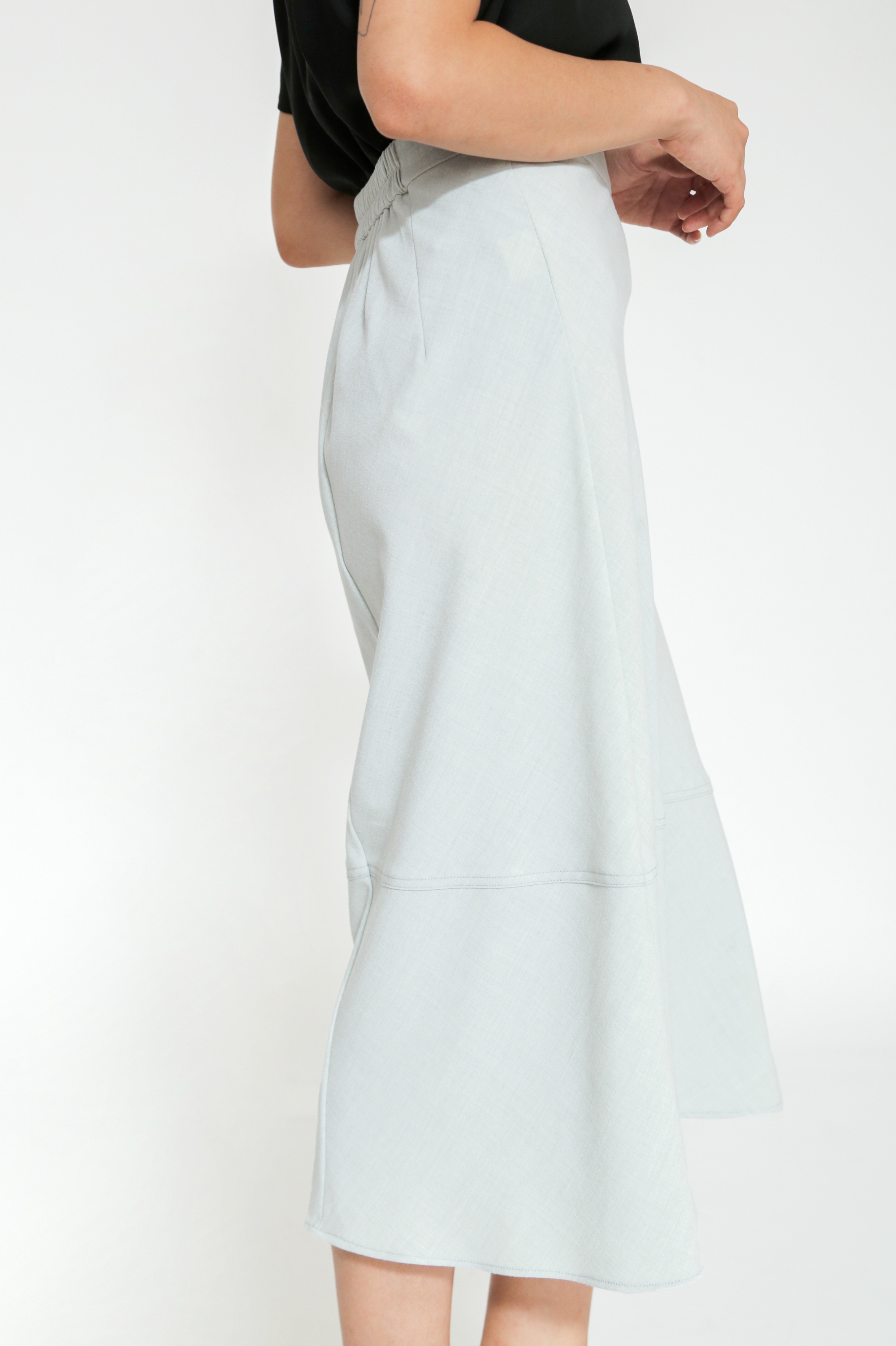Picture of GLADIOLUS SKIRT GREY 