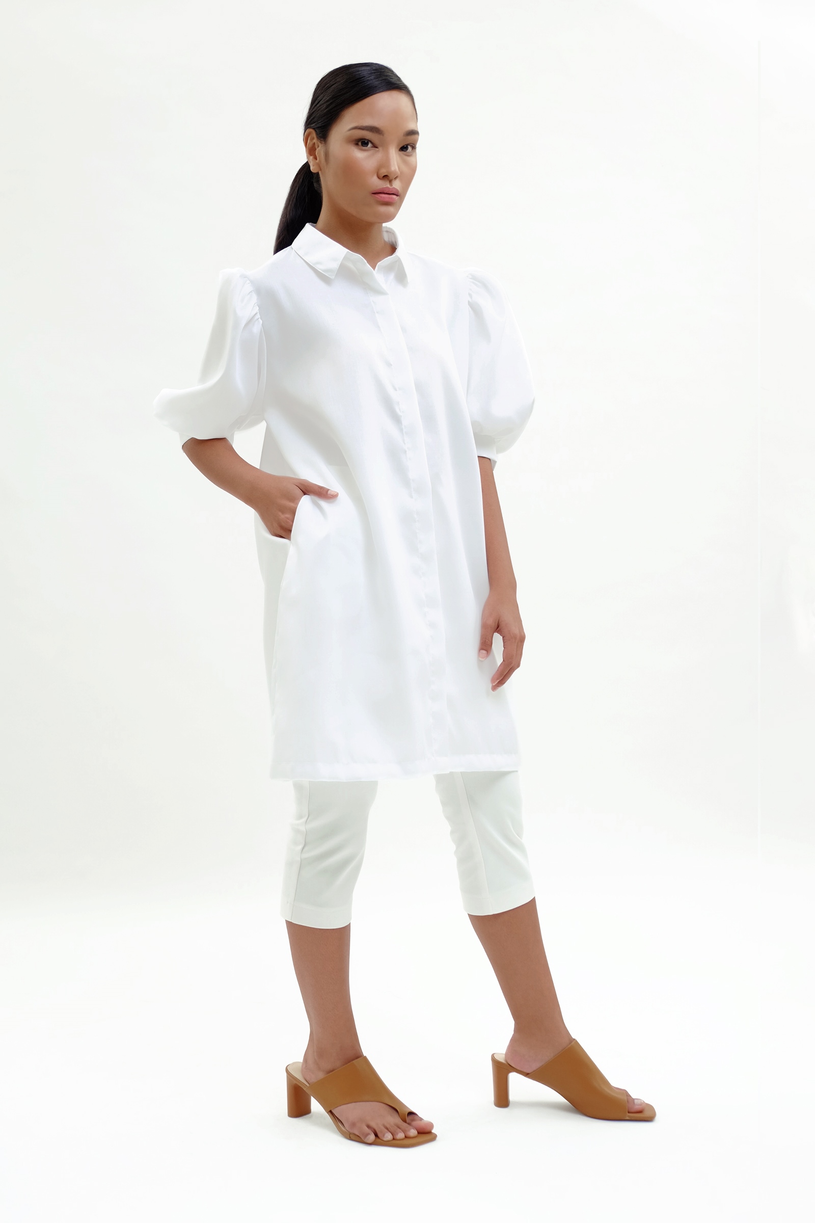 Picture of Aulia Dress Ivory