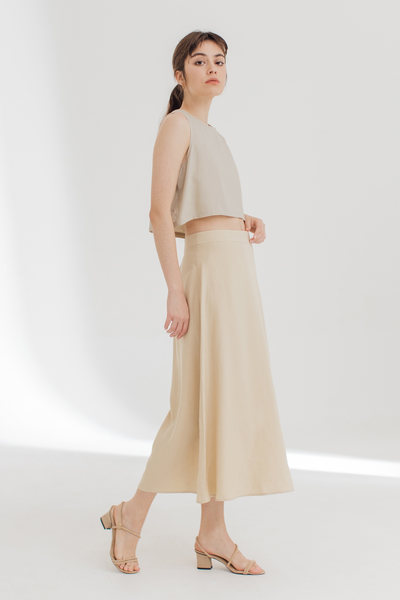 Picture of Cain Midi Skirt Sand