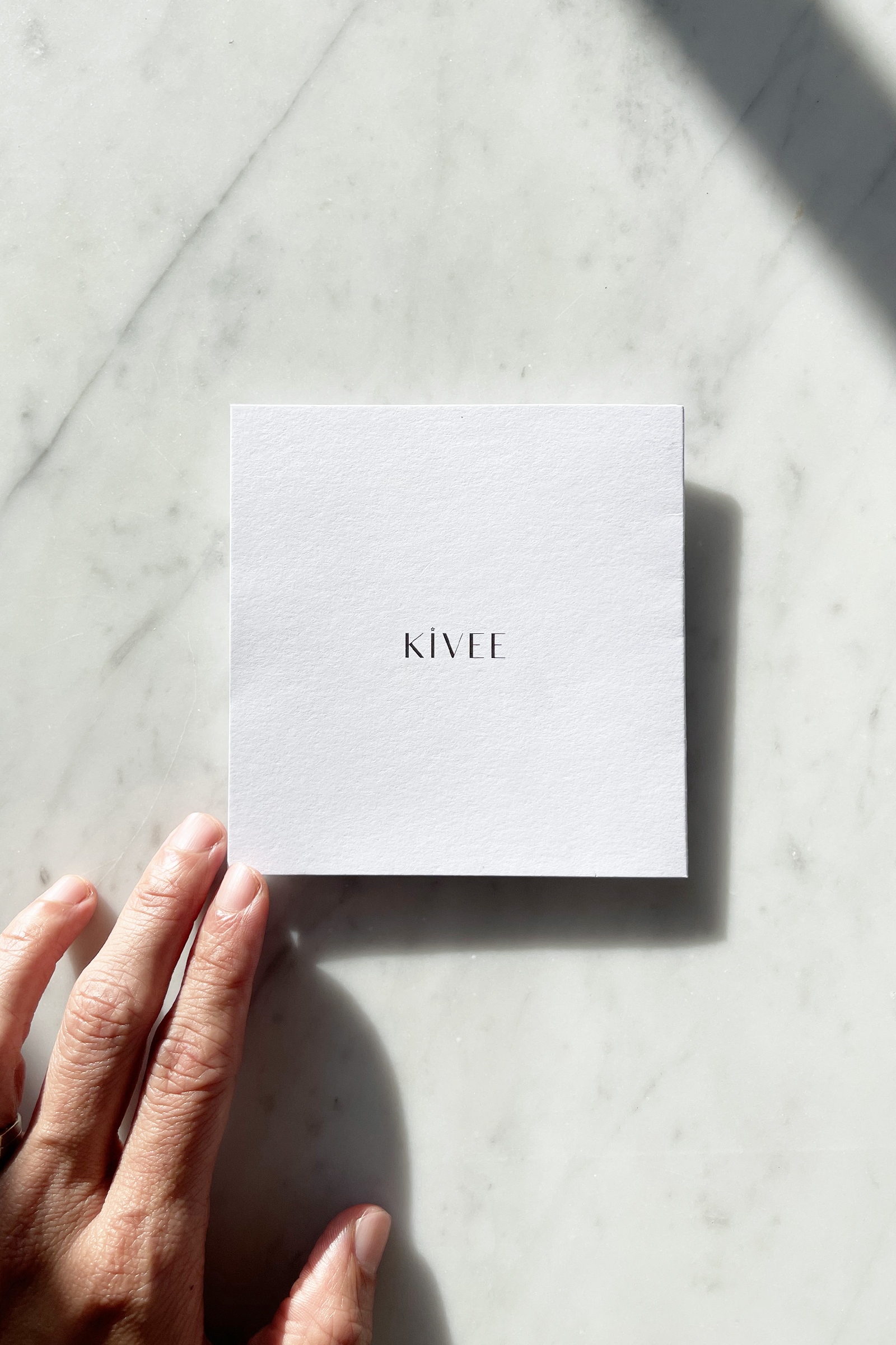 Picture of Kivee Gift Packaging with Greeting Card