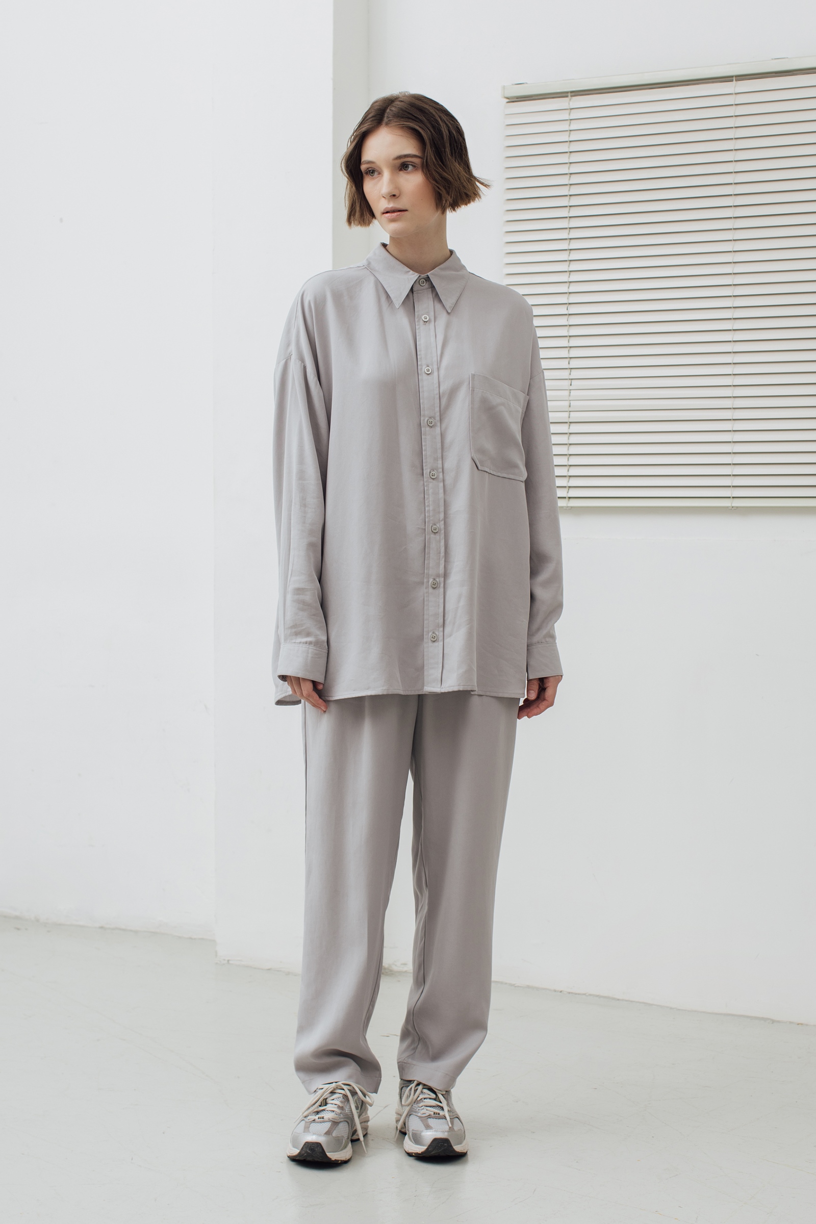 Picture of Roya Shirt Silver Grey (Unisex)